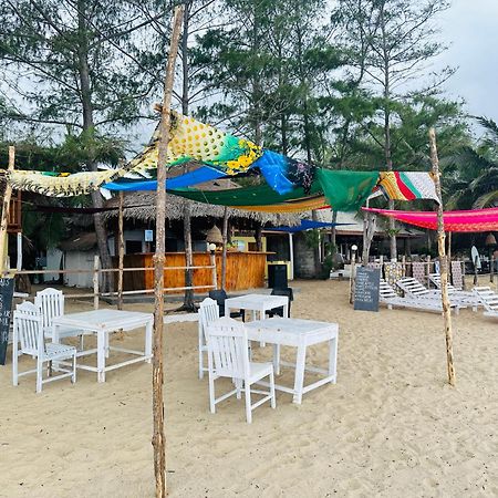 Beach Wave Hotel Аругам Экстерьер фото