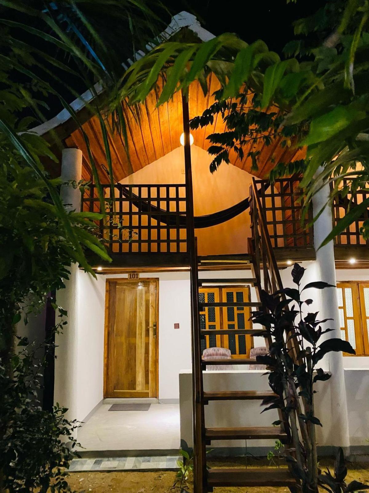 Beach Wave Hotel Аругам Экстерьер фото