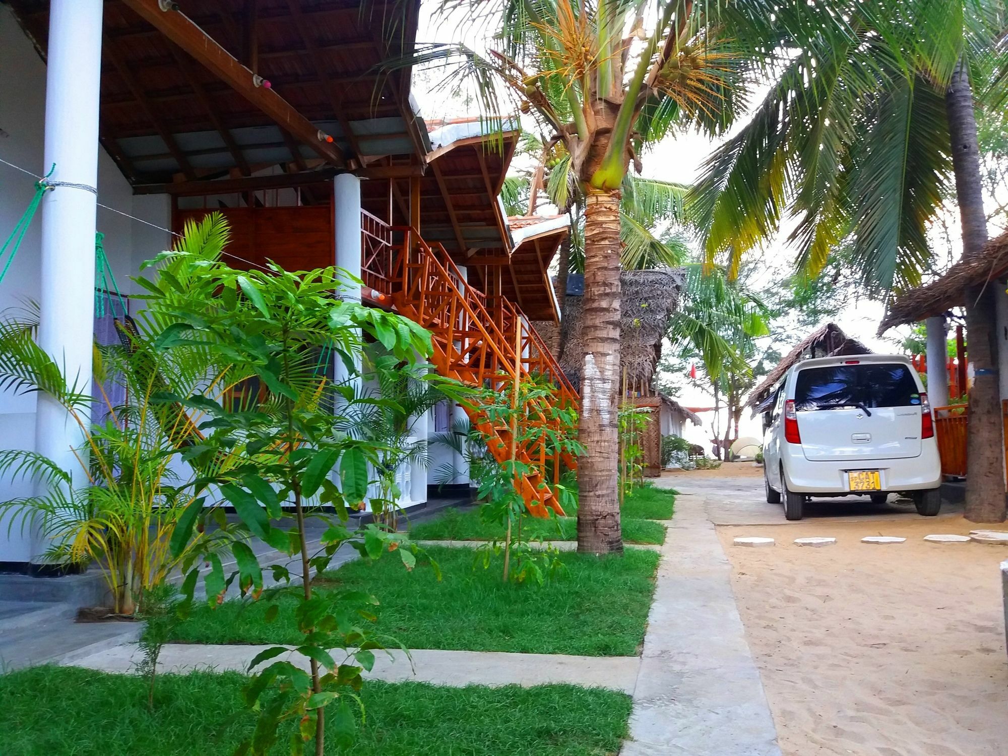 Beach Wave Hotel Аругам Экстерьер фото